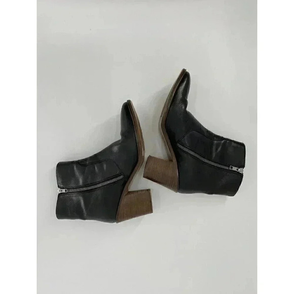 J.Crew Dean Ankle Buckle Block Heel Boots Size 9 $298 Black 07045 Zip Booties - Picture 3 of 7